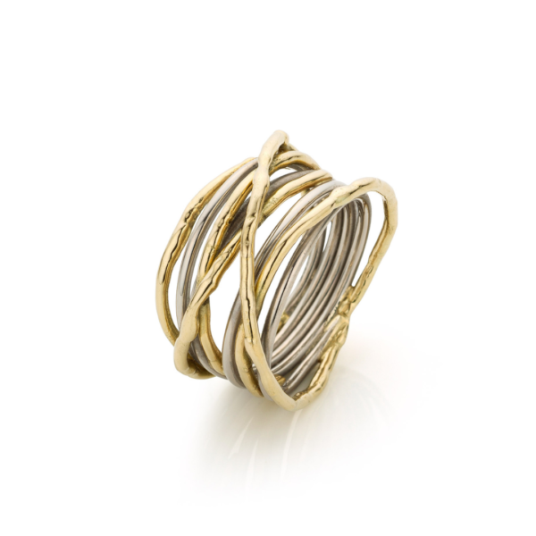 Entwined Love, gouden wikkelring