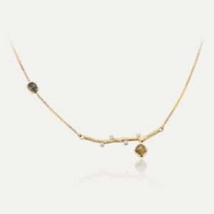 14 kt collier met gouden takje en toermalijn